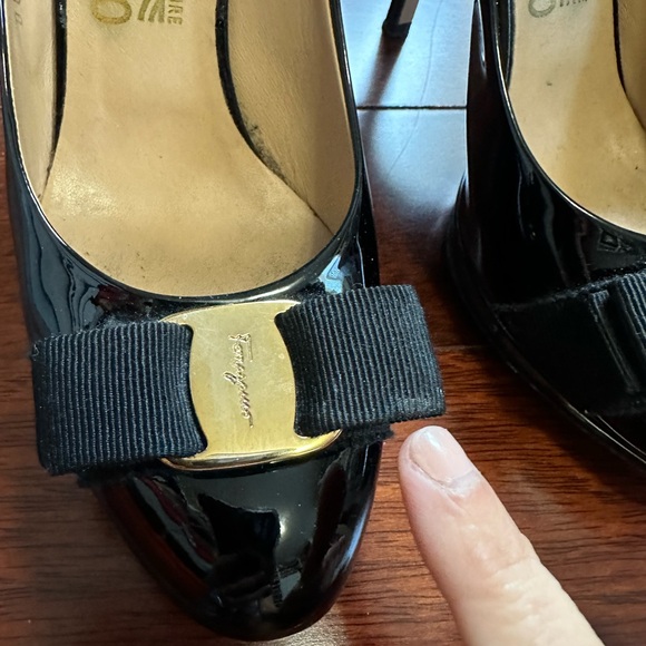Authentic Ferragamo heels, black patent, size 6 1/2 - Picture 4 of 13